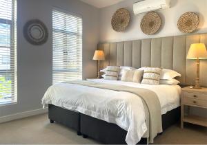 Franschhoek Mountain Views