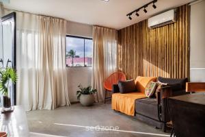 LBH - Casas em condomínio com piscina e churrasqueira.