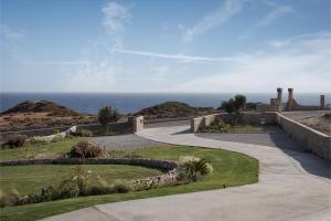 Horizon Suites Milos