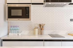 Oasis by the Sea M2- House with Pool and Amenities