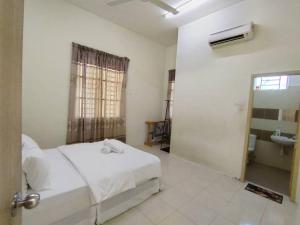 Homestay banglo setingkat HSB 3 bilik aircond