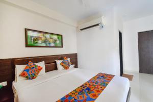 FabHotel Prime Prowell Crown - Nr TCS Deccan Park, Hitech City