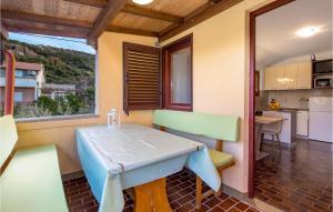 Lovely Apartment In Rab With Kitchen 