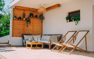 Amazing Home In Vukanovec With Sauna