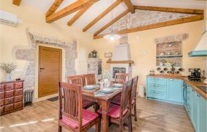 Stunning Home In Svet Vid Dobrinjski 