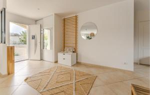 Maisons de vacances Gorgeous Home In Mauguio : photos des chambres