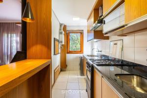 Apto c Churrasq 1km do Centro de Gramado SDS104