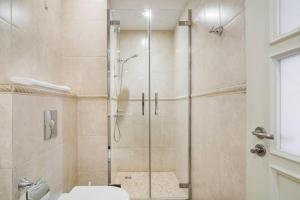 Luxury & Best location