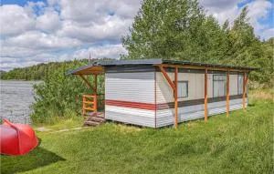 2 Bedroom Lovely Home In Legbad - 霍伊尼采