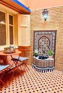 Apartment with AC, patio and ROOFTOP Appartement CLIMATISÉ avec patio et toit terrasse - El Khobbane