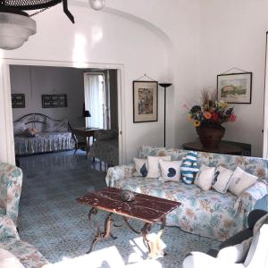 Charming front sea apartment