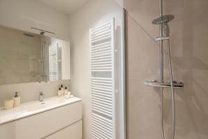 SHWAY - The First Mates Watch