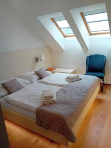 Double Room with Private Bathroom room in hotel Chmelnice