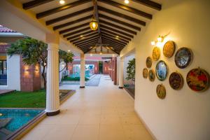 ELIVAAS 4 BHK With Pvt Poo & Gaming Room - Liora