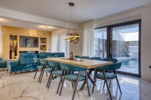 Villa Elena - CROWONDER LUXURY RENT