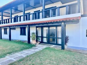 Casarão Pé na Areia Peró