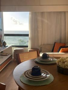 Maravilhoso 2 quartos vista mar no Ondina Apart