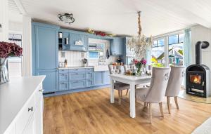 La Petite Maison Bleue