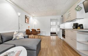 1 Bedroom Lovely Apartment In Nexø