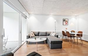 1 Bedroom Lovely Apartment In Nexø
