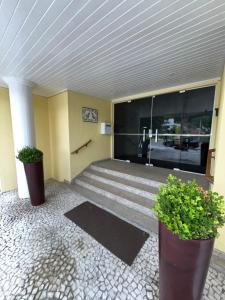 Apto Jurerê 2 quartos 400m da Praia