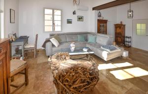 Stunning Home In Cabrières-Daigues