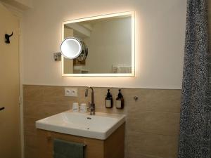 Maisons de vacances Villa Kaliazo - Riverfront Alpaca Experience : photos des chambres