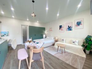 Jessicas home in center, District 1