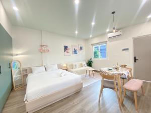 Jessicas home in center, District 1