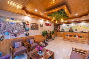 The 14 Gables, Shanag, Manali - Balcony Rooms - Mountain Views - Pet Friendly - Crown Palace