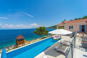 Beachfront Villa Grski Rat Korčula with pool by AdriaticLuxuryVillas