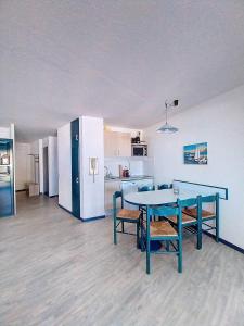 Appartements V-Marin 03-Vieux Boucau Appartement 6 personnes dans residence avec piscine au bord du lac marin : photos des chambres