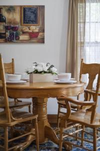 Bo360 Central Hangout with HOT TUB Washer Dryer