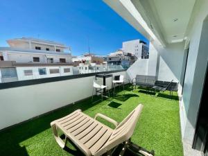 Natural Harmony Suite - 2 BR Marina Bay Beach View