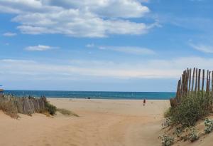 La plage Wifi Climatisation Terrasse Parking Proche mer et commerces