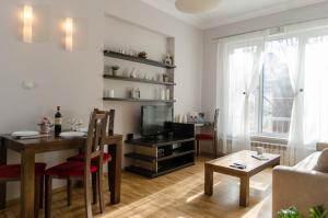 Deluxe Two-Bedroom Apartment room in VIP Apartments Sofia
