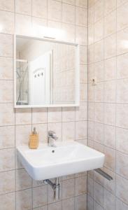 Nauen Stay for 4 Guests - Parking included