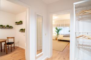 Nauen Stay for 4 Guests - Parking included