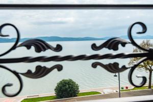 Suite avec Vue sur Lac