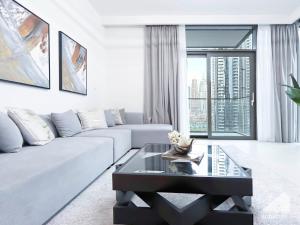 Stunning Burj Crown 2Bedroom with Balcony & view