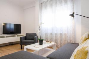 Bright Stylish 2BD 2BTH - CITY CENTRE