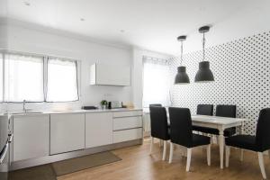 Bright Stylish 2BD 2BTH - CITY CENTRE