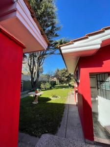 Amplio chalet con parque en barrio Constitución