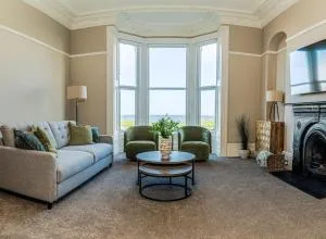 King's Seafront Place - Cullercoats