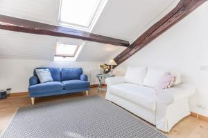 Attico luminoso vicino alla Stazione Centrale