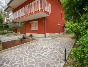 53 Trilocale con giardino