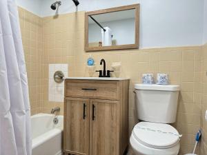 City View Newly Renovated 5 Beds with Free Parking LM406