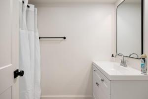 The Silo 3 - 1bd Lofi Vibes