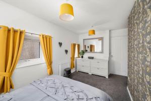 Charming Forfar House and Hot Tub