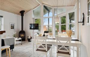 Beautiful Home In Kerteminde With Wifi